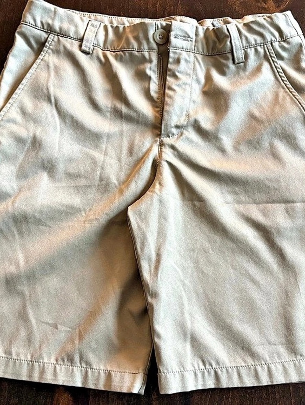 Under Armour Boys Matchplay Golf Shorts Beige Large
